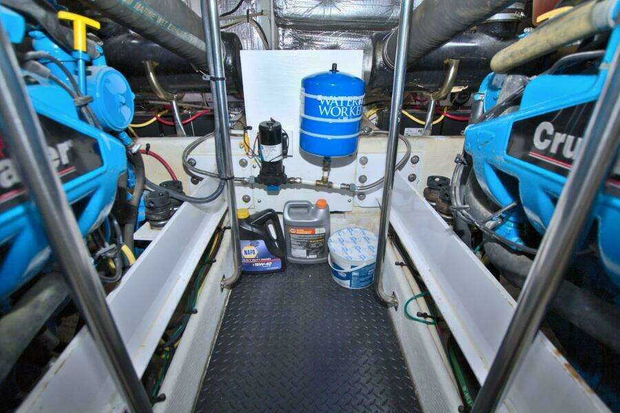 2006 Silverton 39 Motor Yacht