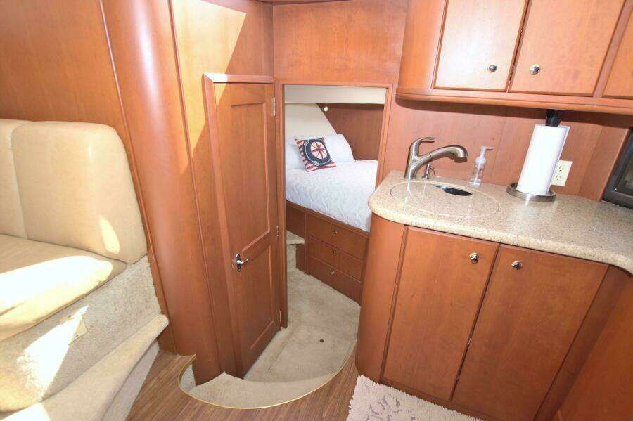 2006 Silverton 39 Motor Yacht