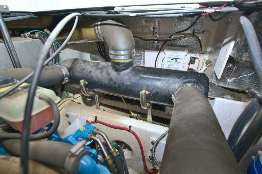 2006 Silverton 39 Motor Yacht