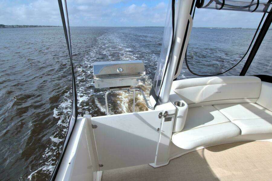2006 Silverton 39 Motor Yacht
