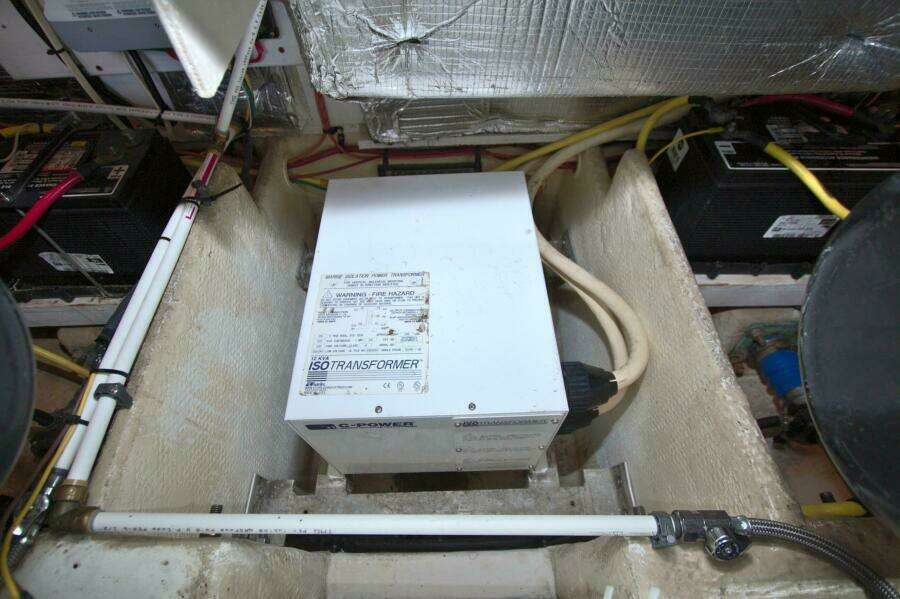 2006 Silverton 39 Motor Yacht