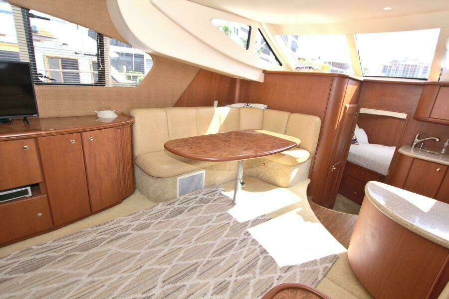 2006 Silverton 39 Motor Yacht