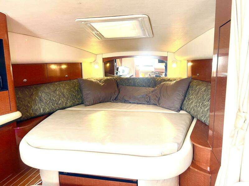 2004 Sea Ray Sundancer 320