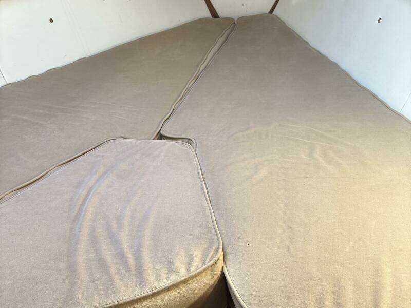 v berth cushion in