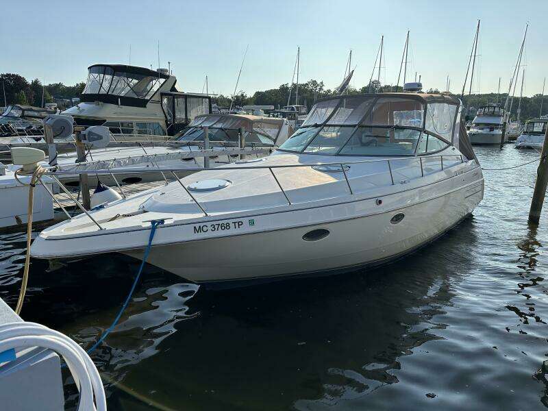 1995 Cruisers 3570 Esprit