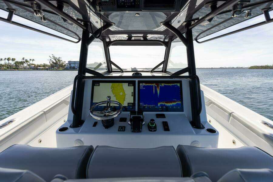 2023 Yellowfin 42 OFFSHORE