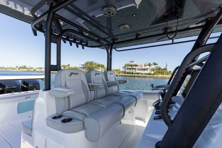 2023 Yellowfin 42 OFFSHORE