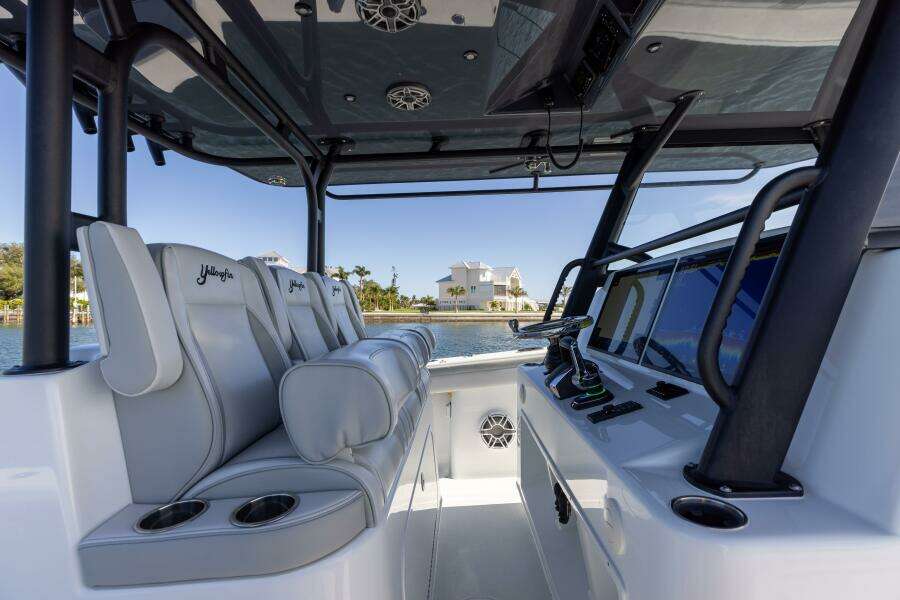 2023 Yellowfin 42 OFFSHORE