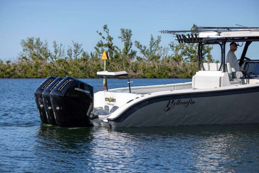 2023 Yellowfin 42 OFFSHORE