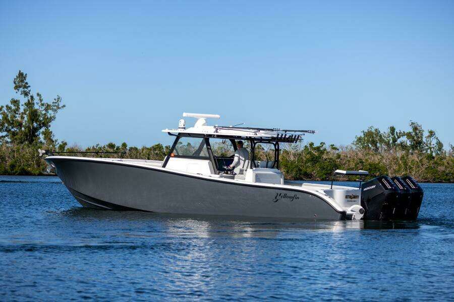 2023 Yellowfin 42 OFFSHORE