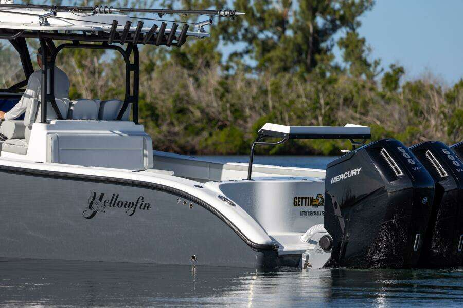 2023 Yellowfin 42 OFFSHORE