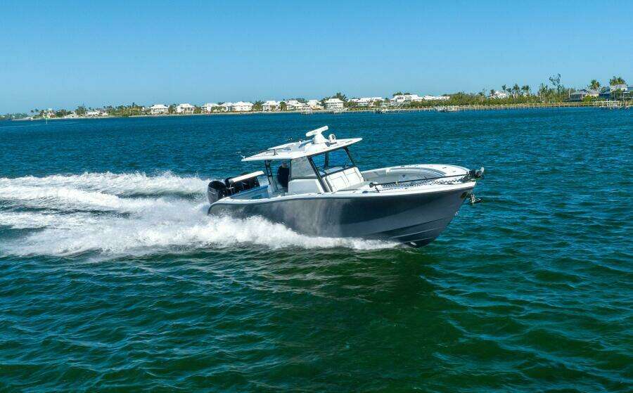 2023 Yellowfin 42 OFFSHORE