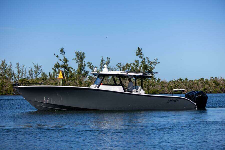 2023 Yellowfin 42 OFFSHORE