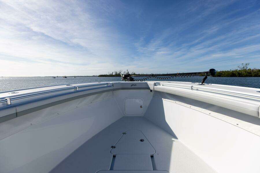 2023 Yellowfin 42 OFFSHORE