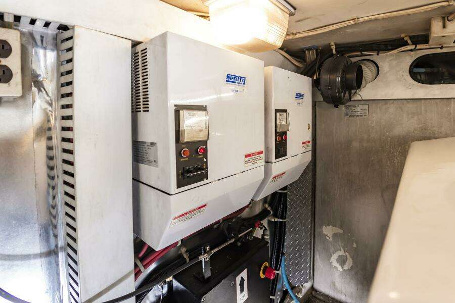 2001 Ocean Yachts 52 SUPER SPORT