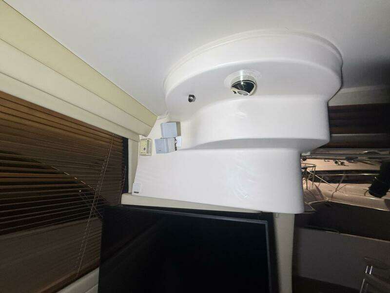 2004 Carver 460 voyager