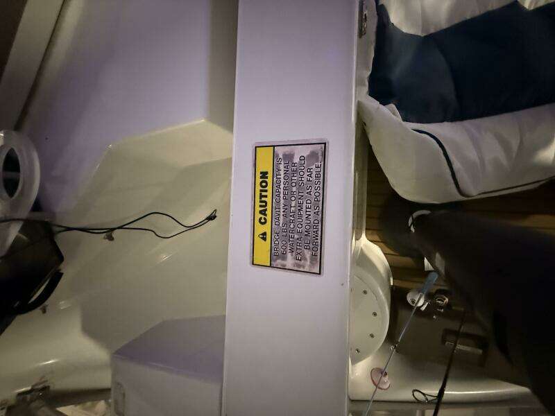 2004 Carver 460 voyager