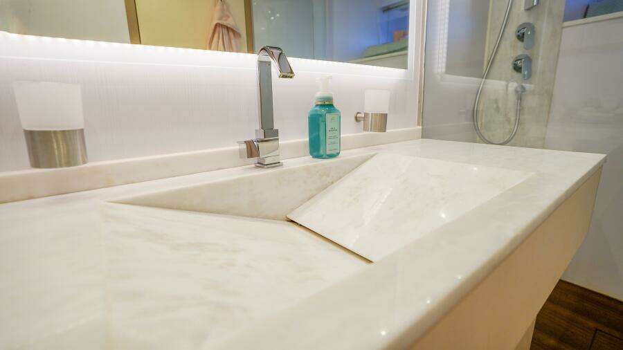 2019 Rio Yachts Colorado 56