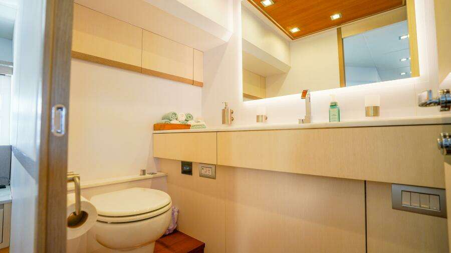 2019 Rio Yachts Colorado 56