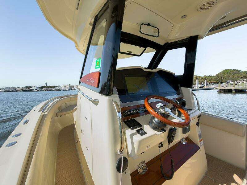 2019 Chris-Craft Catalina 30