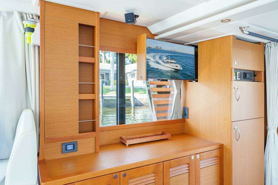 2025 Beneteau 
