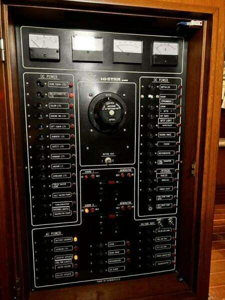 1989 Hi-Star 48 Sundeck