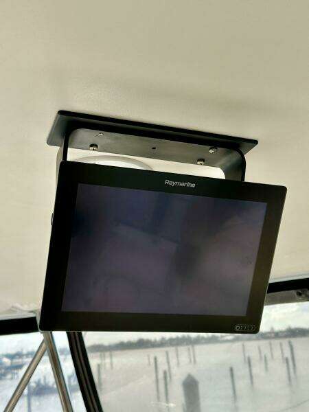 Sea Ray 48 LIFE IS GOOD TODAY - Flybridge Helm