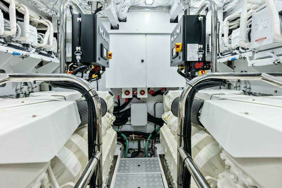 2024 Princess Y72 Motor Yacht