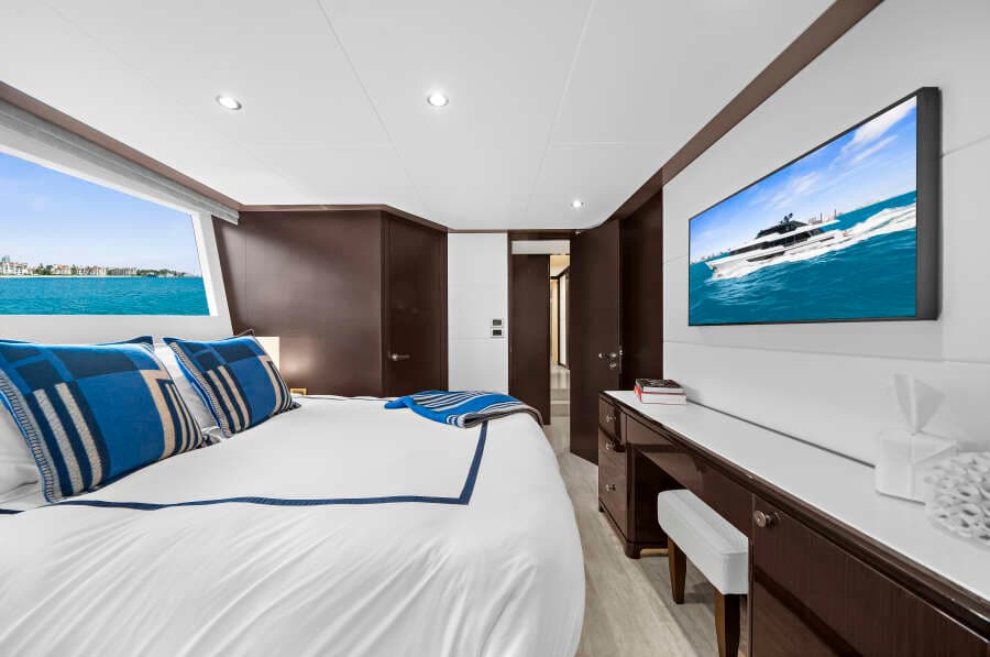 2024 Ocean Alexander 32 L