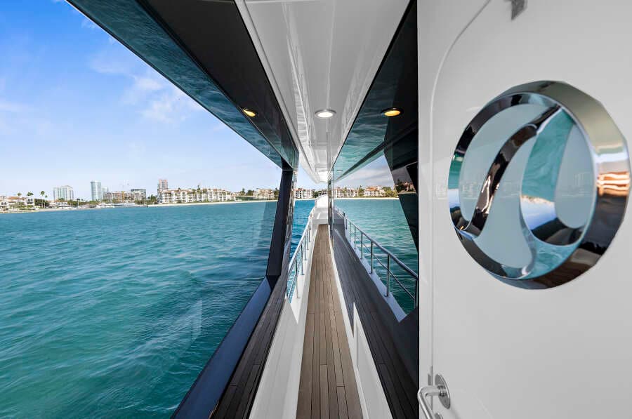 2024 Ocean Alexander 32 L