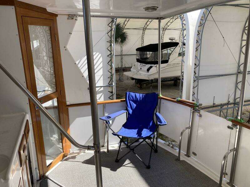 1986 Heritage East Sundeck 36