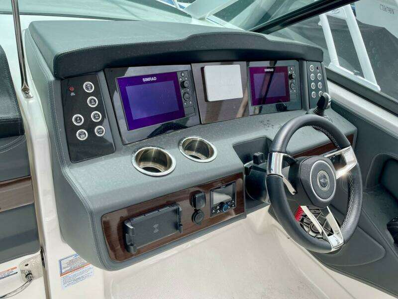 2023 Chaparral 280 OSX