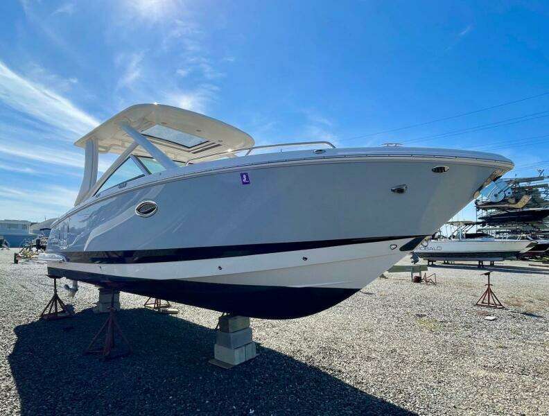 2023 Chaparral 280 OSX