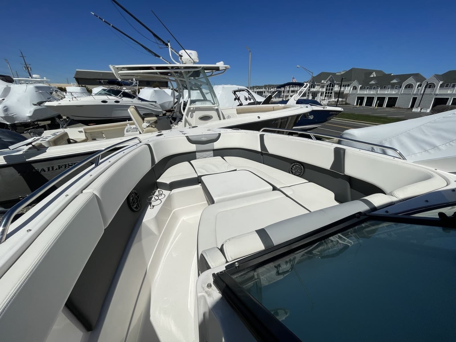 2023 Chaparral 280 OSX