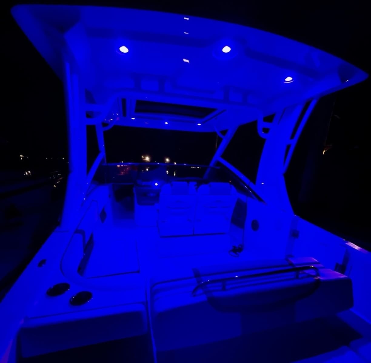 2023 Chaparral 280 OSX