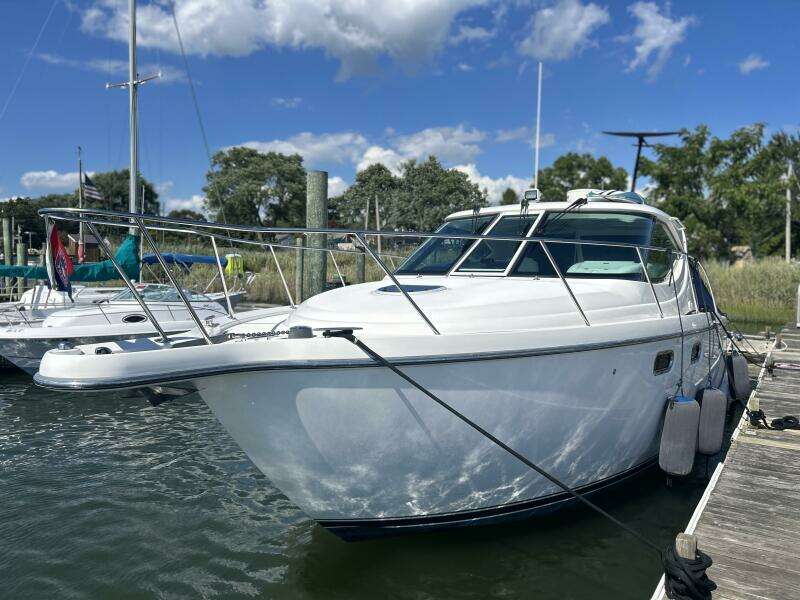 2008 Tiara Yachts 3500 Sovran