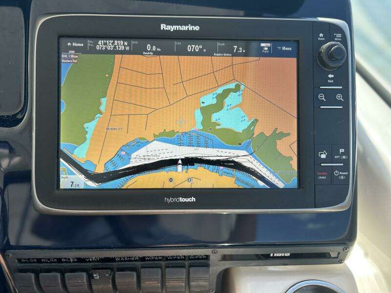 2008 Tiara Yachts 3500 Sovran