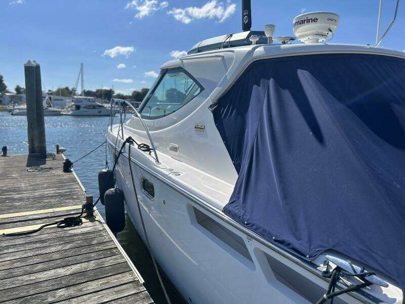 2008 Tiara Yachts 3500 Sovran