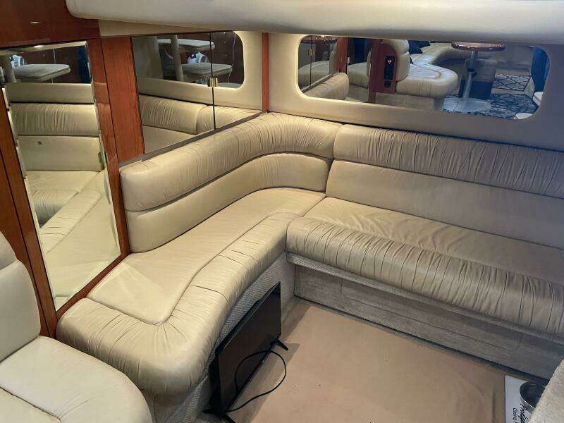 2001 Sea Ray 380 Sundancer