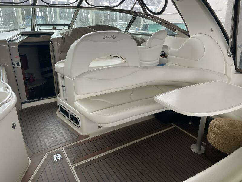 2001 Sea Ray 380 Sundancer