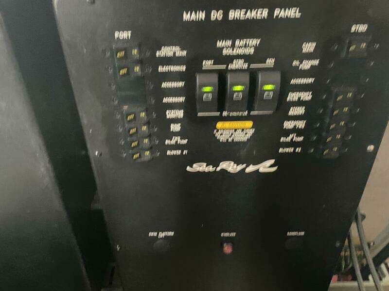 2001 Sea Ray 380 Sundancer