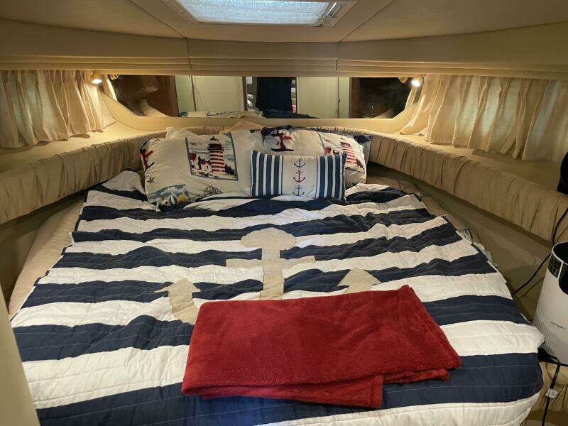 2001 Sea Ray 380 Sundancer