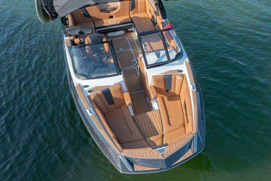 2020 Nautique G25