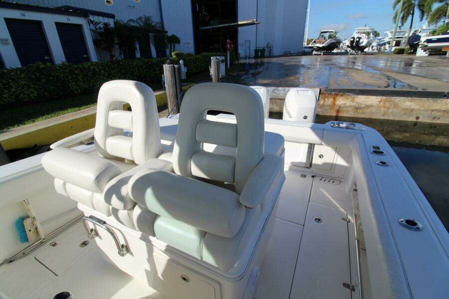 2015 Boston Whaler 