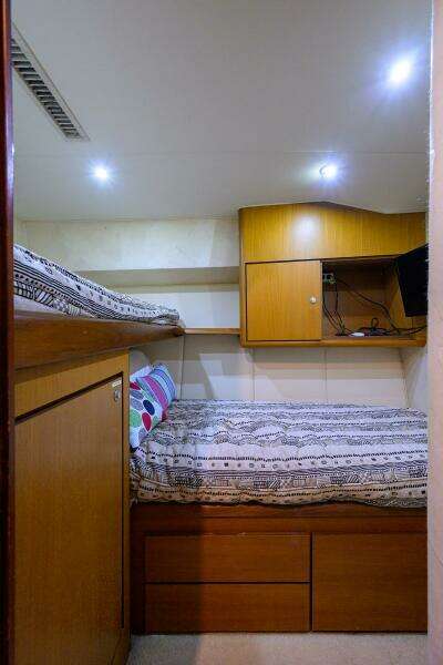 2001 Ocean Yachts Super Sport