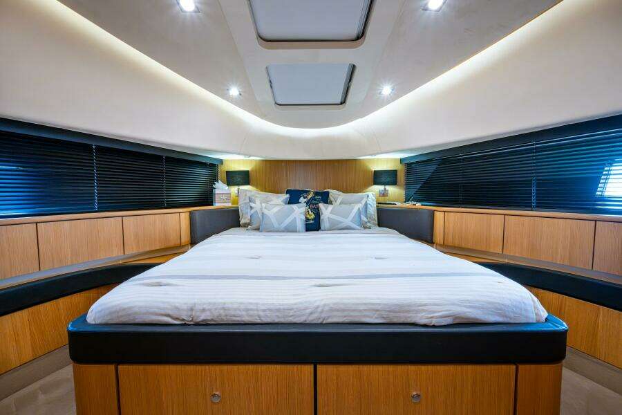 2015 Fairline 78 Squadron