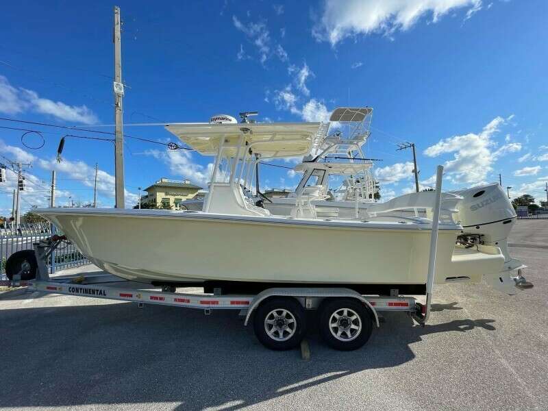 Silverhawk 2700CC - COLLEEN - Port Profile