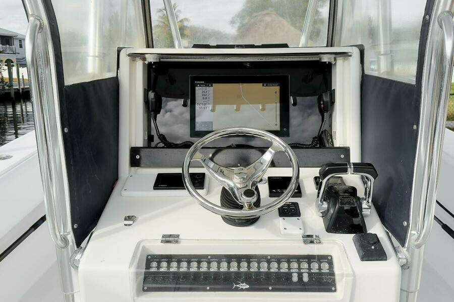 2007 Invincible 33 Open