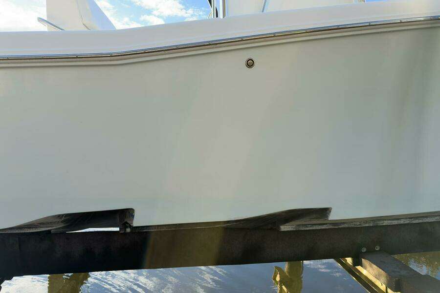 2007 Invincible 33 Open