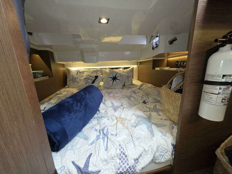 2022 Jeanneau Leader 10.5 WA Series 2